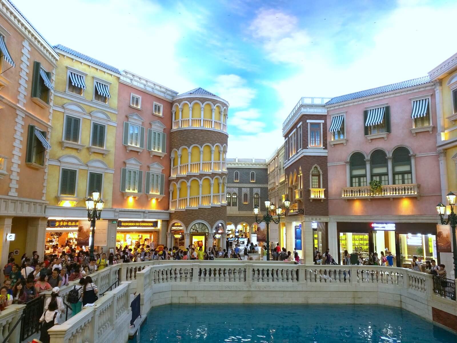 KBXD Project Detail — The Grand Canal Shoppes Themed Retail Design